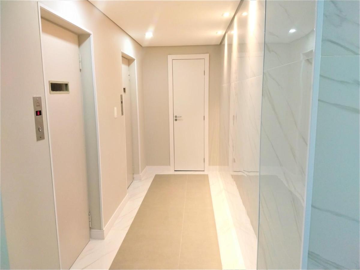 Apto No Centro, Com Otima Localizacao Balneario Camboriu