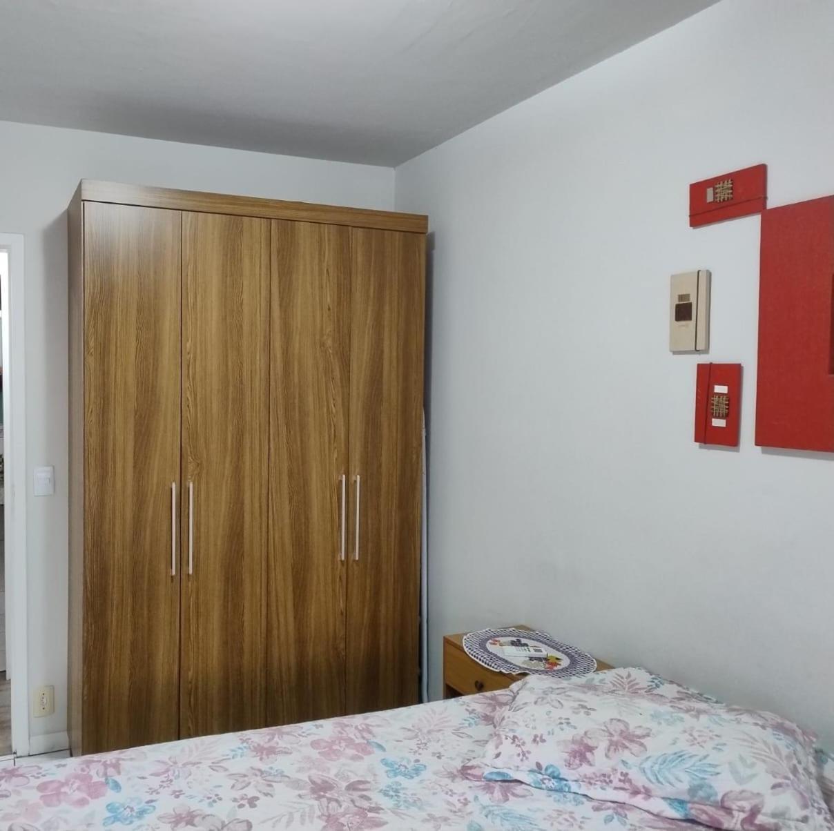 Apto No Centro, Com Otima Localizacao Apartment